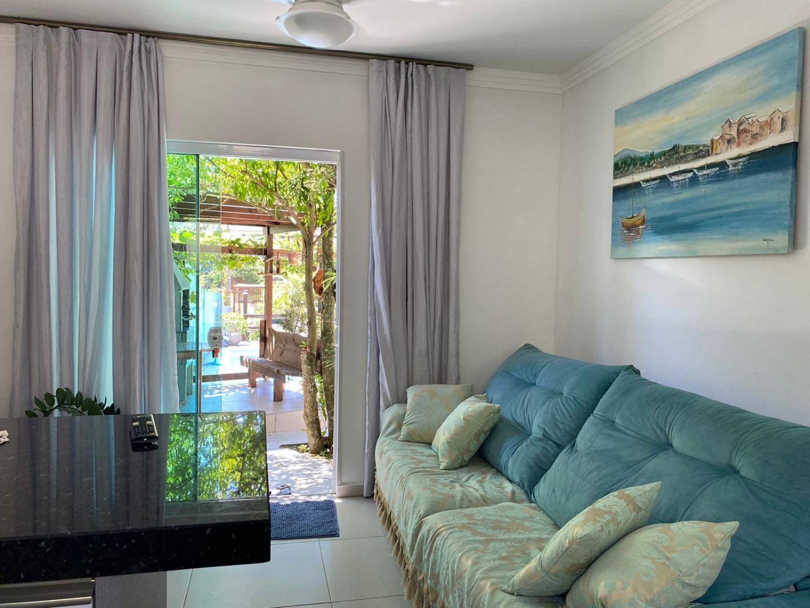 Residencial Com Piscina Possui Jacuzzi Aquecida Com Hidromassagem Bombinhas Exterior foto