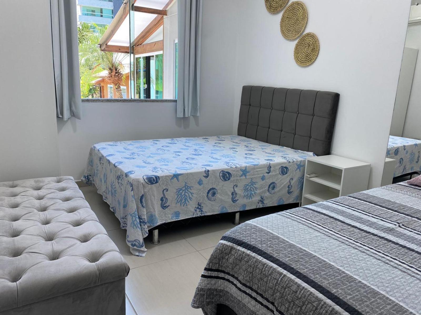 Residencial Com Piscina Possui Jacuzzi Aquecida Com Hidromassagem Bombinhas Exterior foto